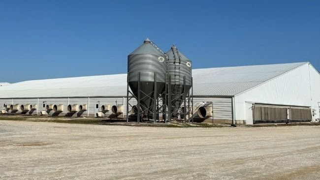 Figure 1. One of the barns at the unit we visited.