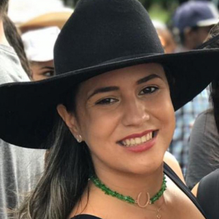 Aline Maria de Carvalho